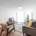 Guestready - Square Painted Ceuta Porto
